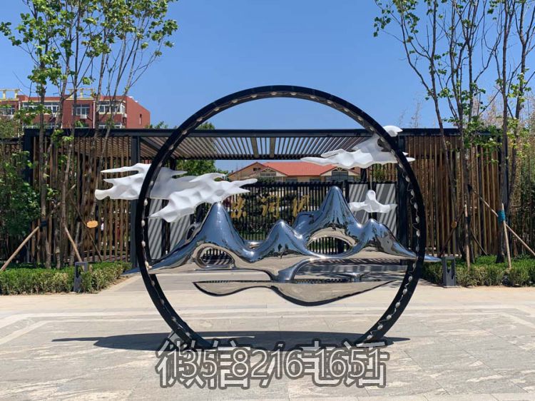 鏡面不銹鋼假山藝術(shù)景觀雕塑