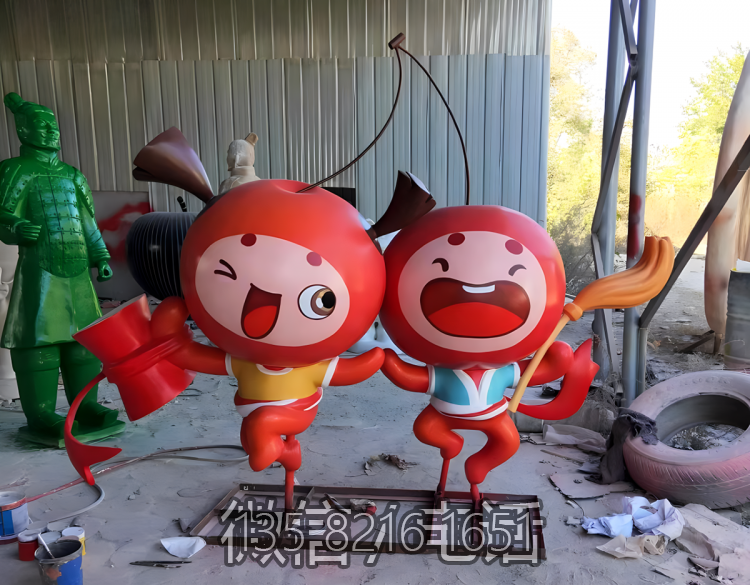 玻璃鋼櫻桃卡通水果雕塑公仔 (1) 玻璃鋼櫻桃卡通水果雕塑公仔 (1)