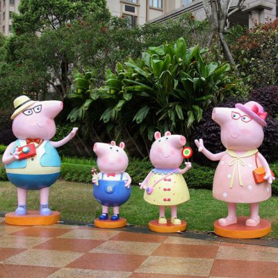 花園擺件玻璃鋼卡通動畫片小豬佩奇一家人雕塑