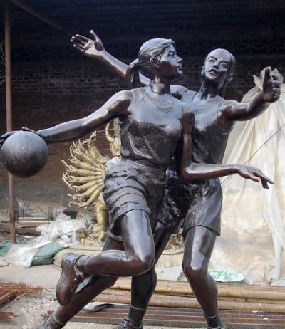 公園擺件玻璃鋼仿銅體育運(yùn)動(dòng)打籃球的人物雕塑