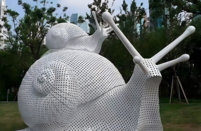 公園廣場大型小動物景觀裝飾擺件不銹鋼鏤空蝸牛雕塑