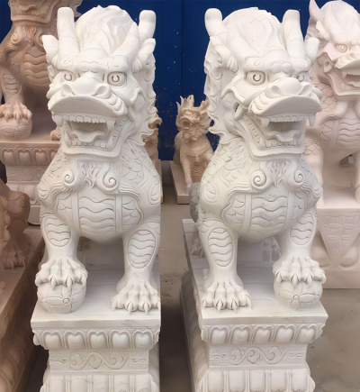 漢白玉石雕庭院別墅鎮(zhèn)宅麒麟雕塑