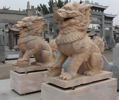 黃蠟石石雕神獸鎮(zhèn)宅招財(cái)麒麟雕塑小區(qū)別墅門(mén)口裝飾落地?cái)[件