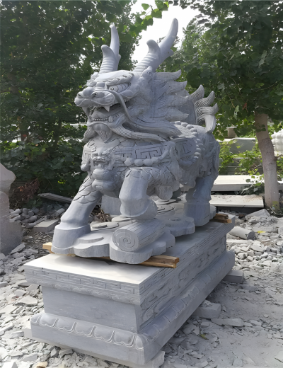 墓地?cái)[件青石石雕辟邪神獸麒麟雕塑