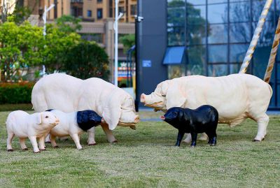 園林戶(hù)外動(dòng)物景觀擺件玻璃鋼仿真動(dòng)物十二生肖豬雕塑