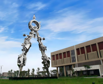 不銹鋼機(jī)械圓規(guī)雕塑