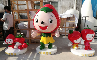 玻璃鋼卡通草莓雕塑公仔